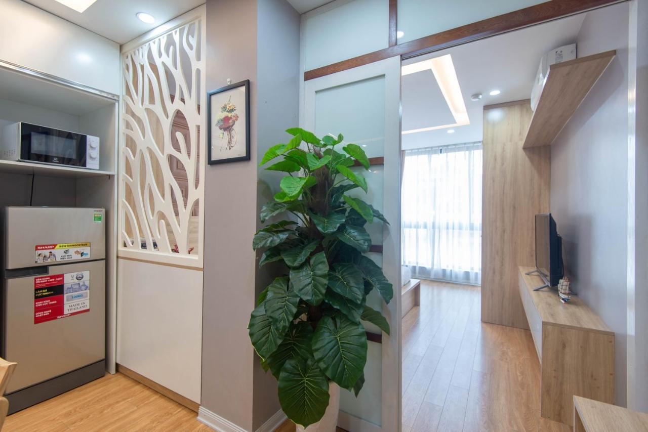 22Housing Hotel & Residence 81 Linh Lang Hanoi Exterior photo