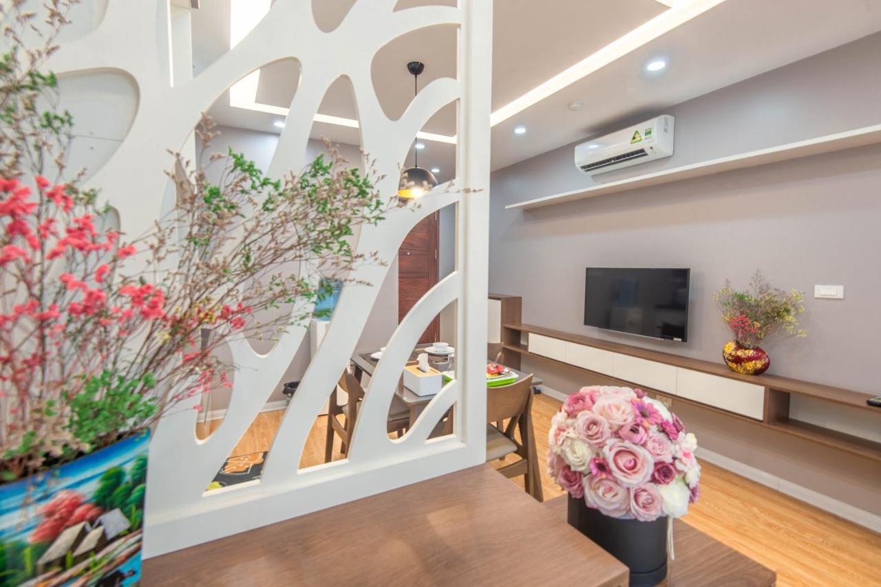 22Housing Hotel & Residence 81 Linh Lang Hanoi Exterior photo