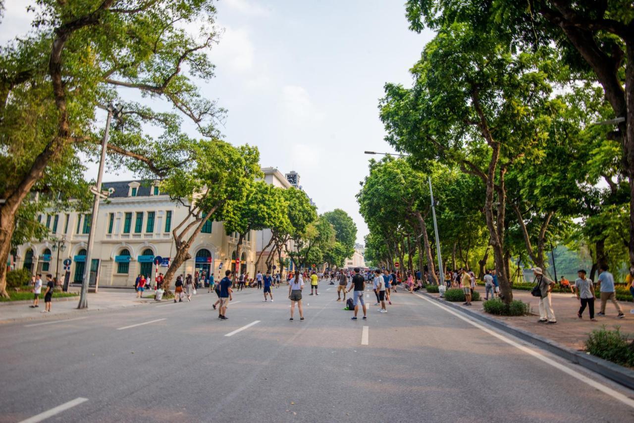 22Housing Hotel & Residence 81 Linh Lang Hanoi Exterior photo